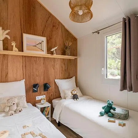 法特露营酒店 4* 圣让-德蒙